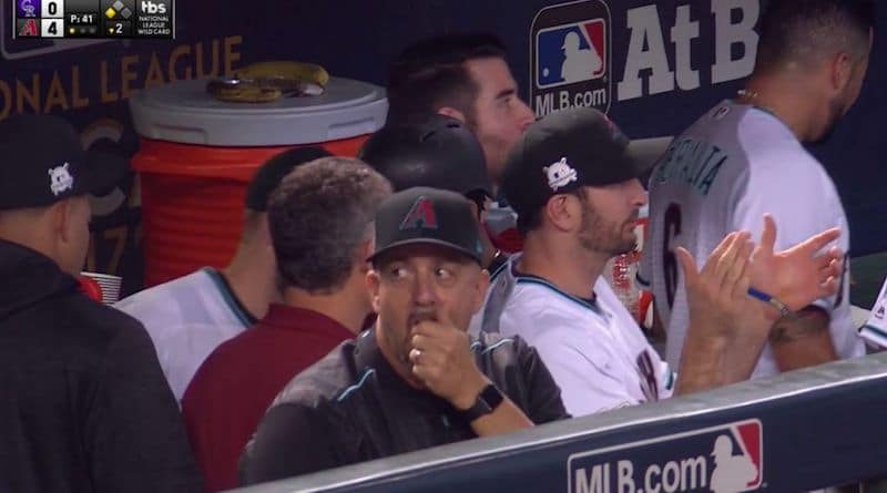 Baseball coach fined by MLB for wearing an Apple Watch during game