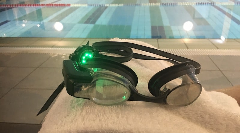 Review: Augmented reality FORM Swim Goggles look & feel like the traditional thing